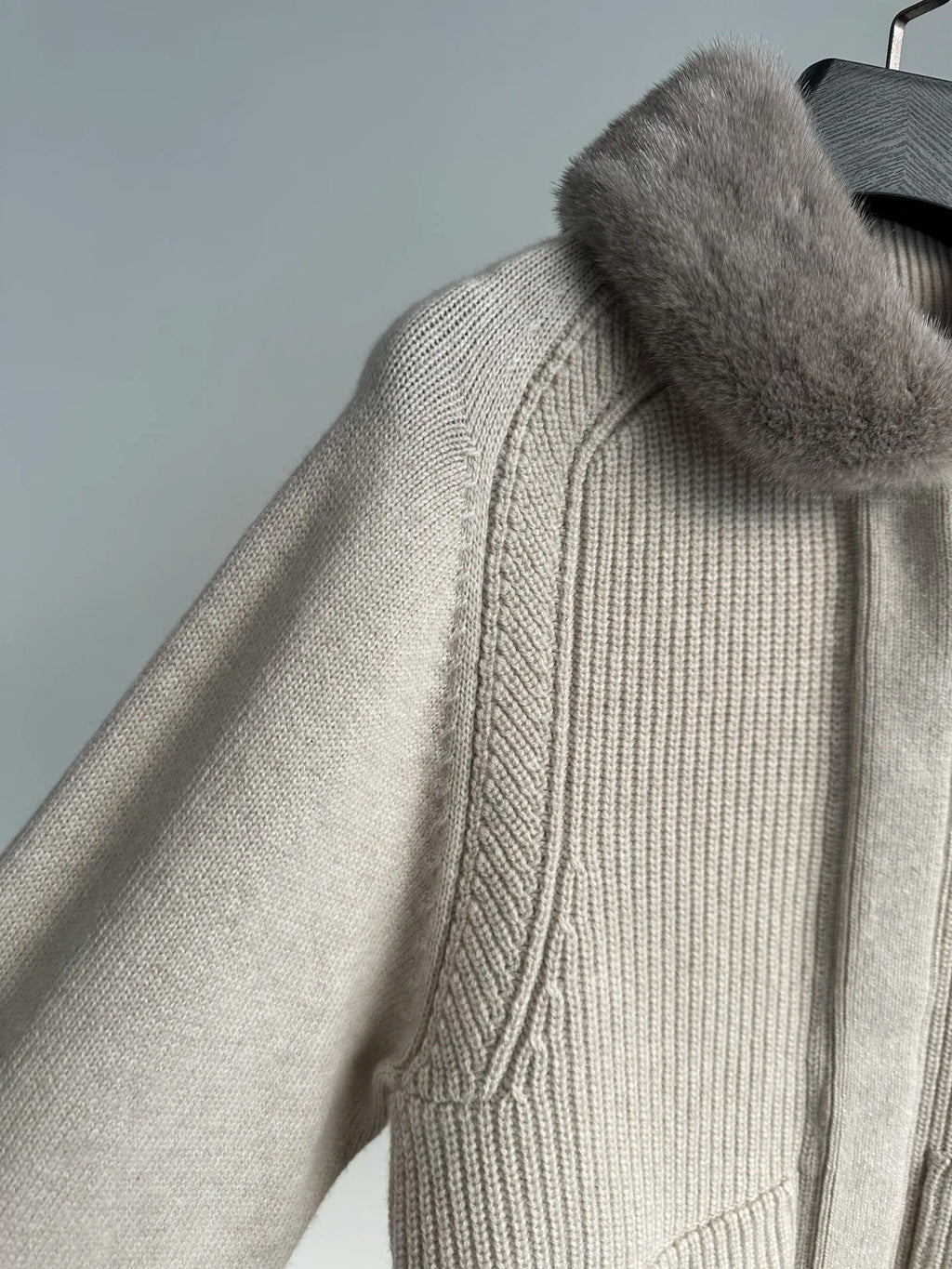 100% Cashmere Beige Mink Fur Collar Knit Cardigan Women Loose Patch Pocket Knitted Sweater Coat