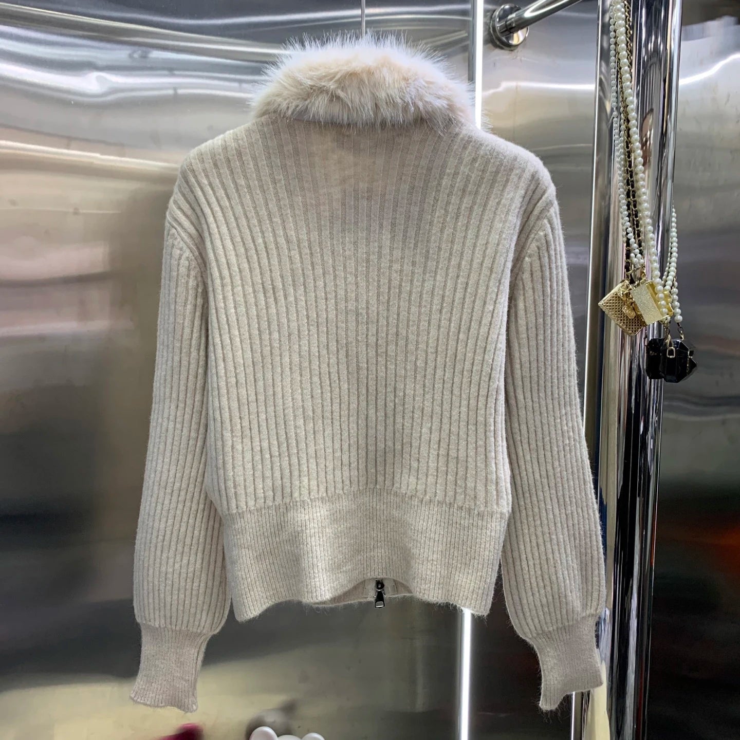 Women's Elegant Faux Fur Collar Zip Up Cardigan Beige Ribbed Knit Short Wool Sweater Outerwear
