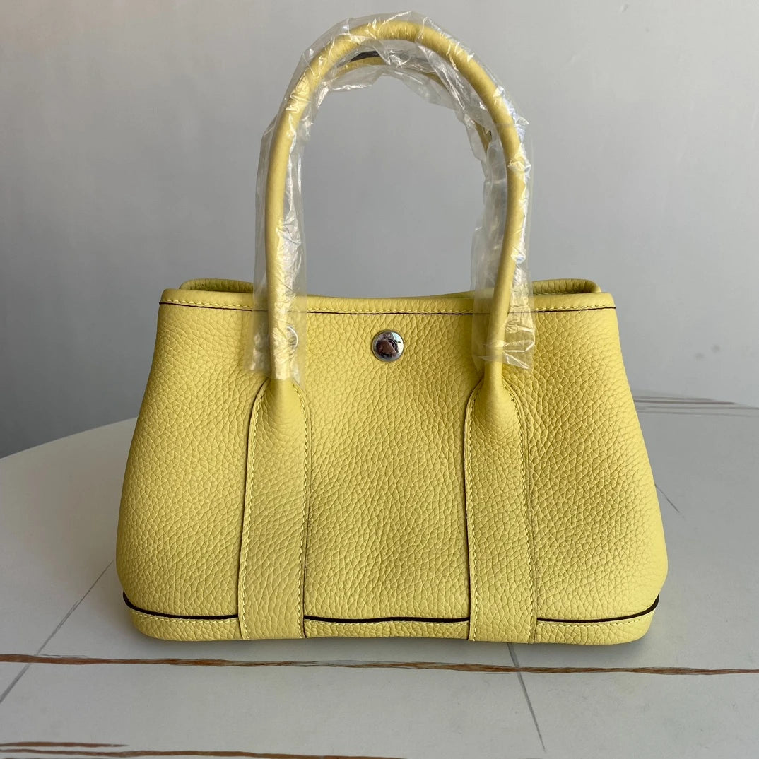 High Quality Luxury Genuine Leather Shoulder Handbag with Large Capacity Lychee Grain Commuting Cowhide Bucket Brand Bags