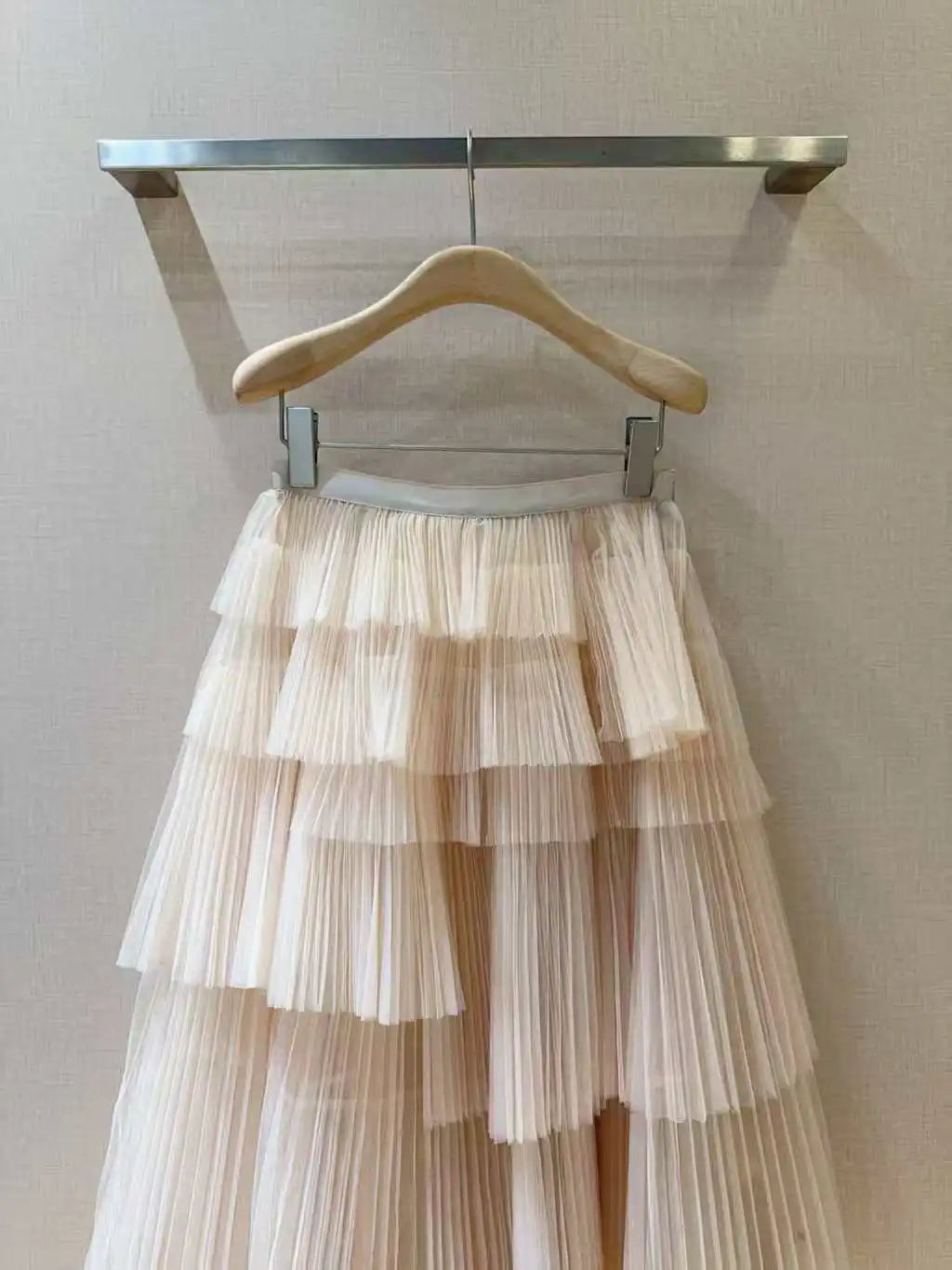Custom silhouette multi-layered asymmetrical pleated tulle skirt