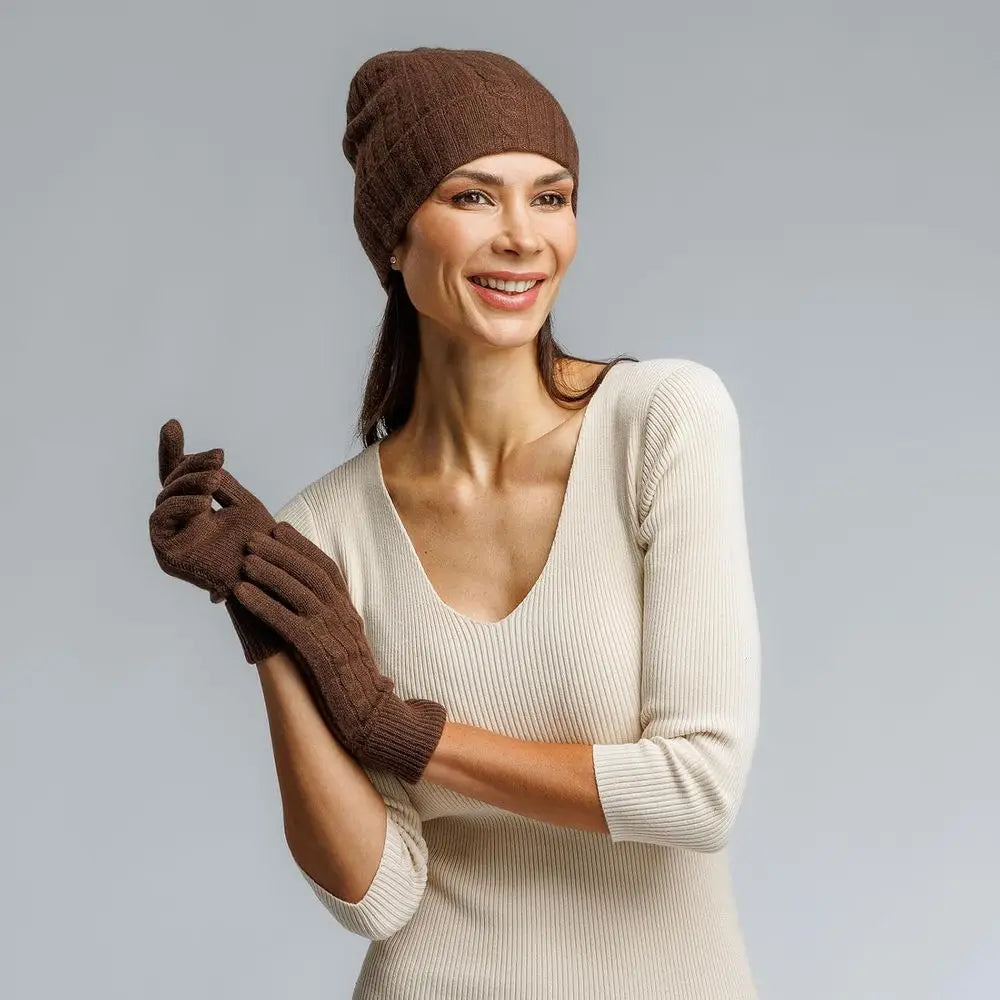 Luxurious Pure Cashmere Hat and Gloves Set for Women with Elegant Packaging