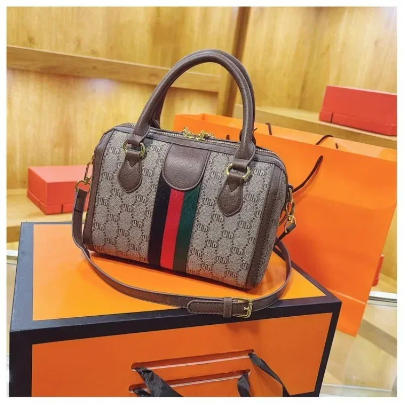 Luxury Versatile Hand-held Boston Pillowcase Internet Famous Fashion Trend Niche Single Shoulder Crossbody Bag BG5