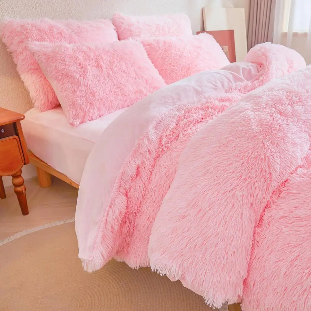 Luxurious Pink Faux Fur Duvet Set with 2 Pillowcases, King Size, Zippered Closure