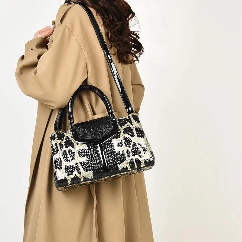 Luxury 2026 Crocodile Leather Tote, Women's High-Quality Pillow Bag, Large Capacity One Shoulder Handbag