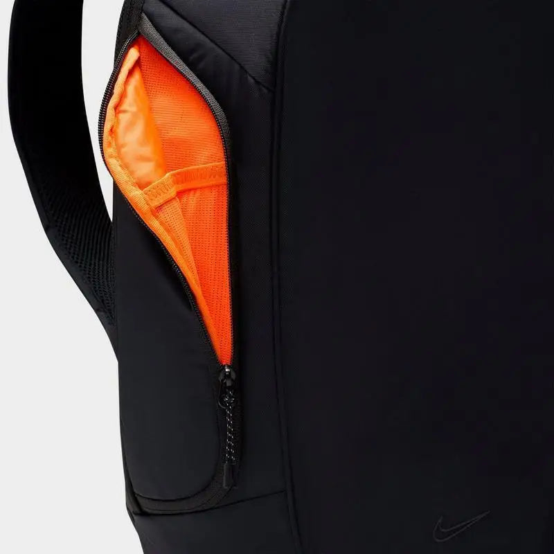 Nike | Nike Sportswear Commute Backpack (25L)
