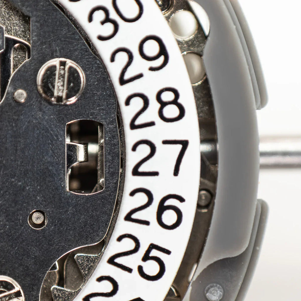 Japan NH05 NH05B Movement 3 Digit Calendar Movement Date Set High Accuracy Automatic Mechanical Watch Wrist Movement