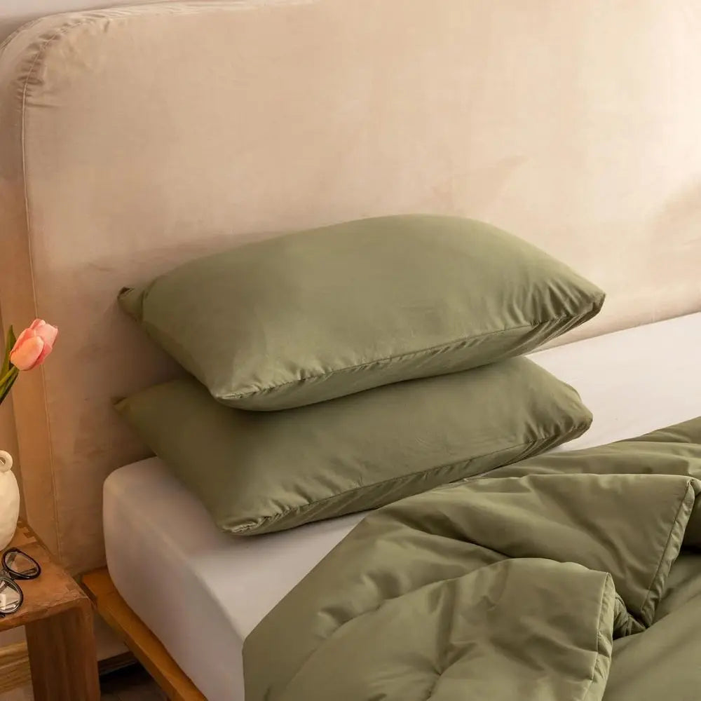 Olive Green Super King Plus Bedding Set: Oversized Comforter & 2 Pillowcases