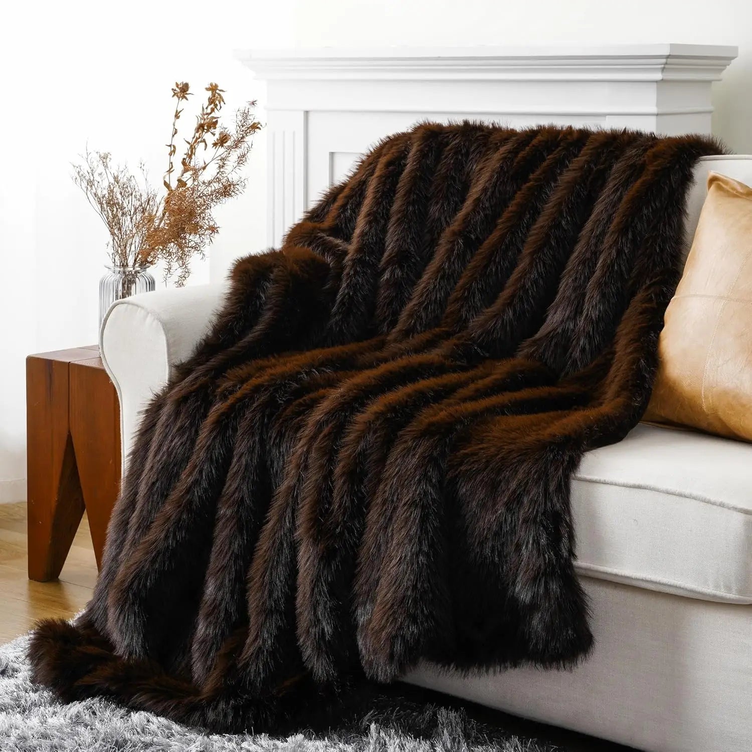 Luxury Brown Faux Fur Throw Blanket, Soft Warm Cozy for Bed Decor, King Size 60x80 Inches