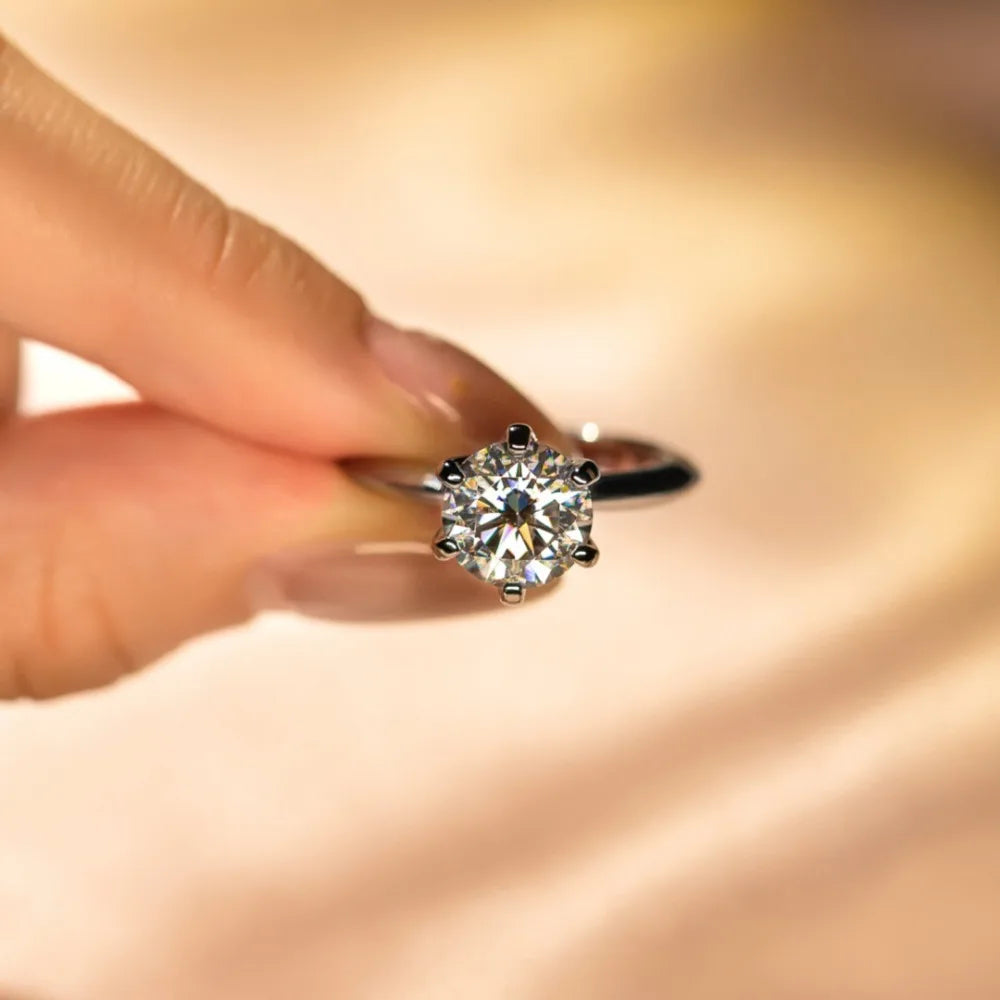 Fashion Classic Six-claw 925 Silver D-color Moissanite Ring Endless Closed Ring Light Luxury Women