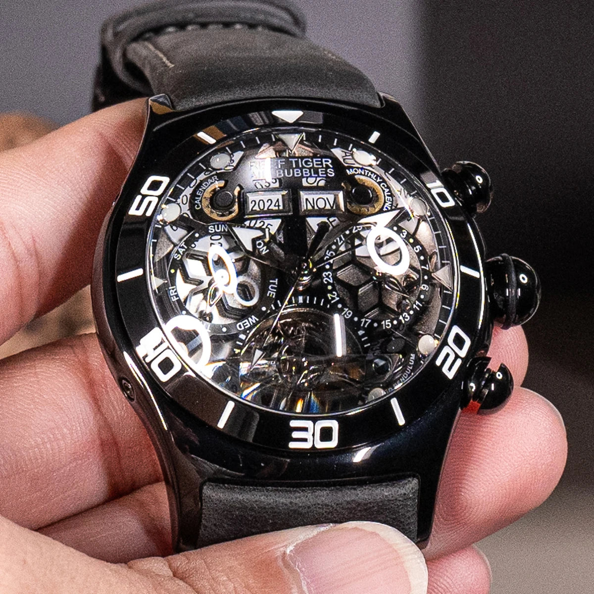 【REEF TIGER】 Men's watch with pure skeleton tourbillon, imported fully automatic mechanical watch for men