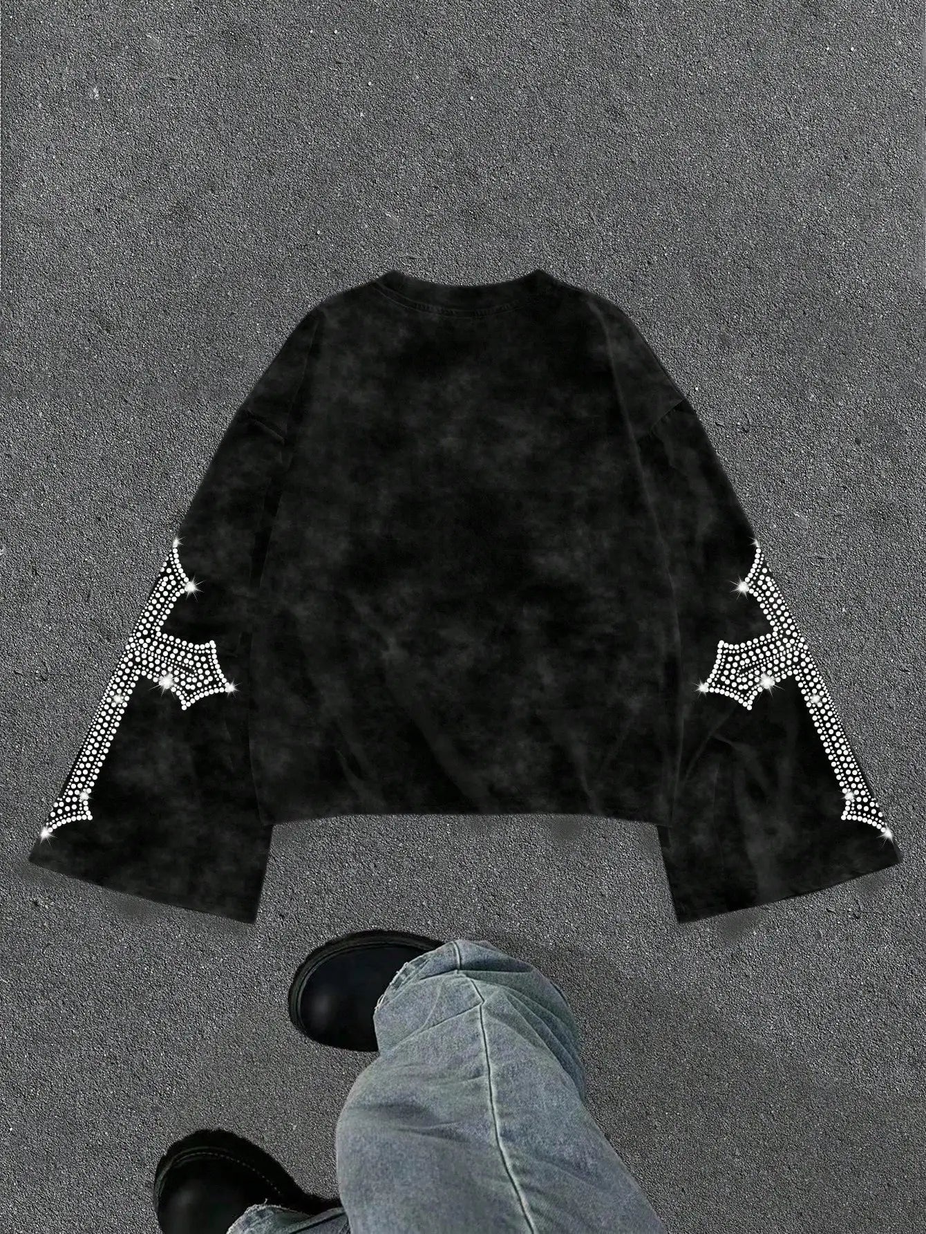 Gothic Eye Print Cropped Flare Sleeve T-Shirt with Sparkle Stars and Chain Design