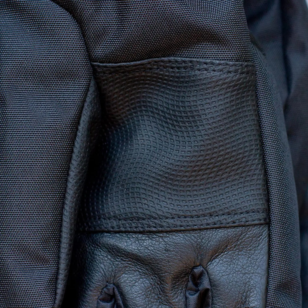 Gore-Tex Gauntlet Gloves - Men's