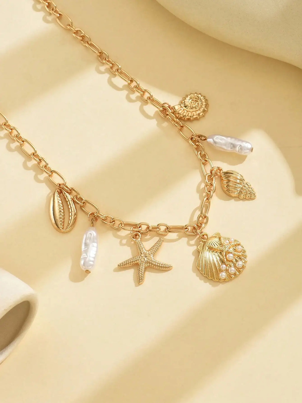 Gold Chain Necklace with Starfish, Shell & Faux Pearl Charms for Women Summer Vacation Jewelry