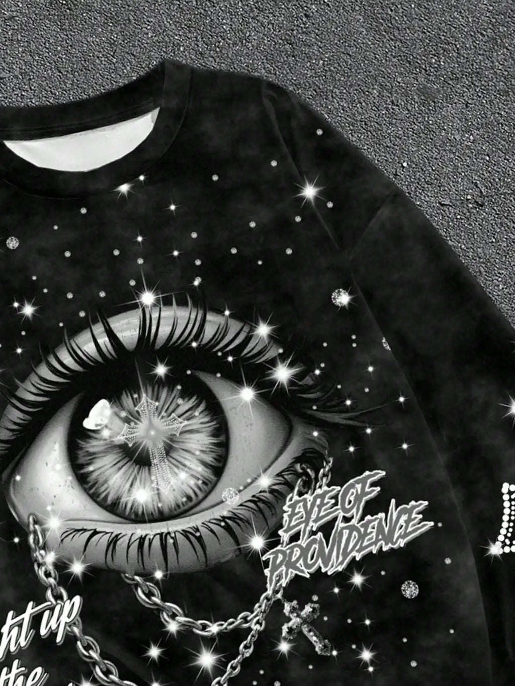 Gothic Eye Print Cropped Flare Sleeve T-Shirt with Sparkle Stars and Chain Design