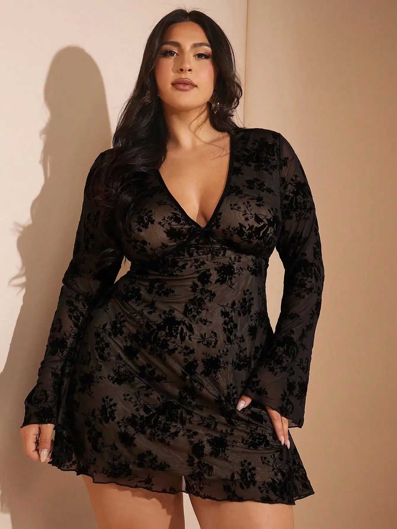 Plus Size V-Neck Green Embroidered A-Line Dress, Spring/Autumn/ Plus Size Black Dress/ Long Sleeve Plus Size Dress