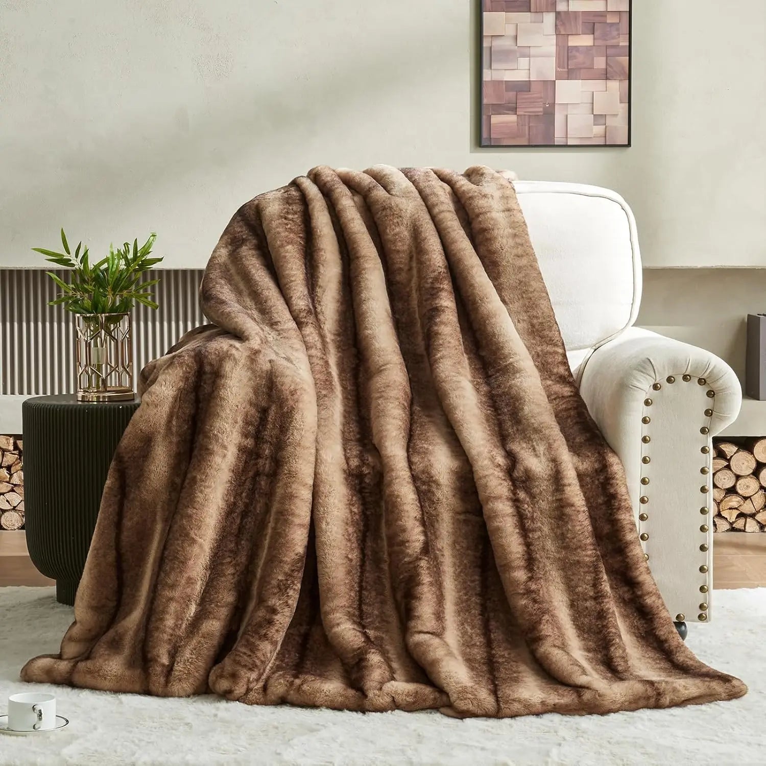 Soft Faux Fur Blanket - Warm Plush Throw for Couch, Bed, Living Room, Reversible Design, Brown 60x80 Inches