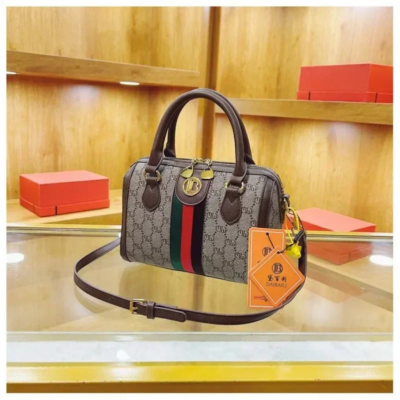 Luxury Versatile Hand-held Boston Pillowcase Internet Famous Fashion Trend Niche Single Shoulder Crossbody Bag BG5