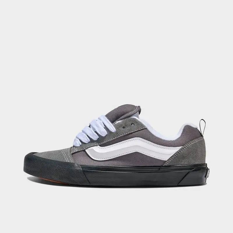 Vans Men's Classic Old Skool Skateboarding Sneakers Casual Sports Shoes for Everyday Wear and Active Lifestyle