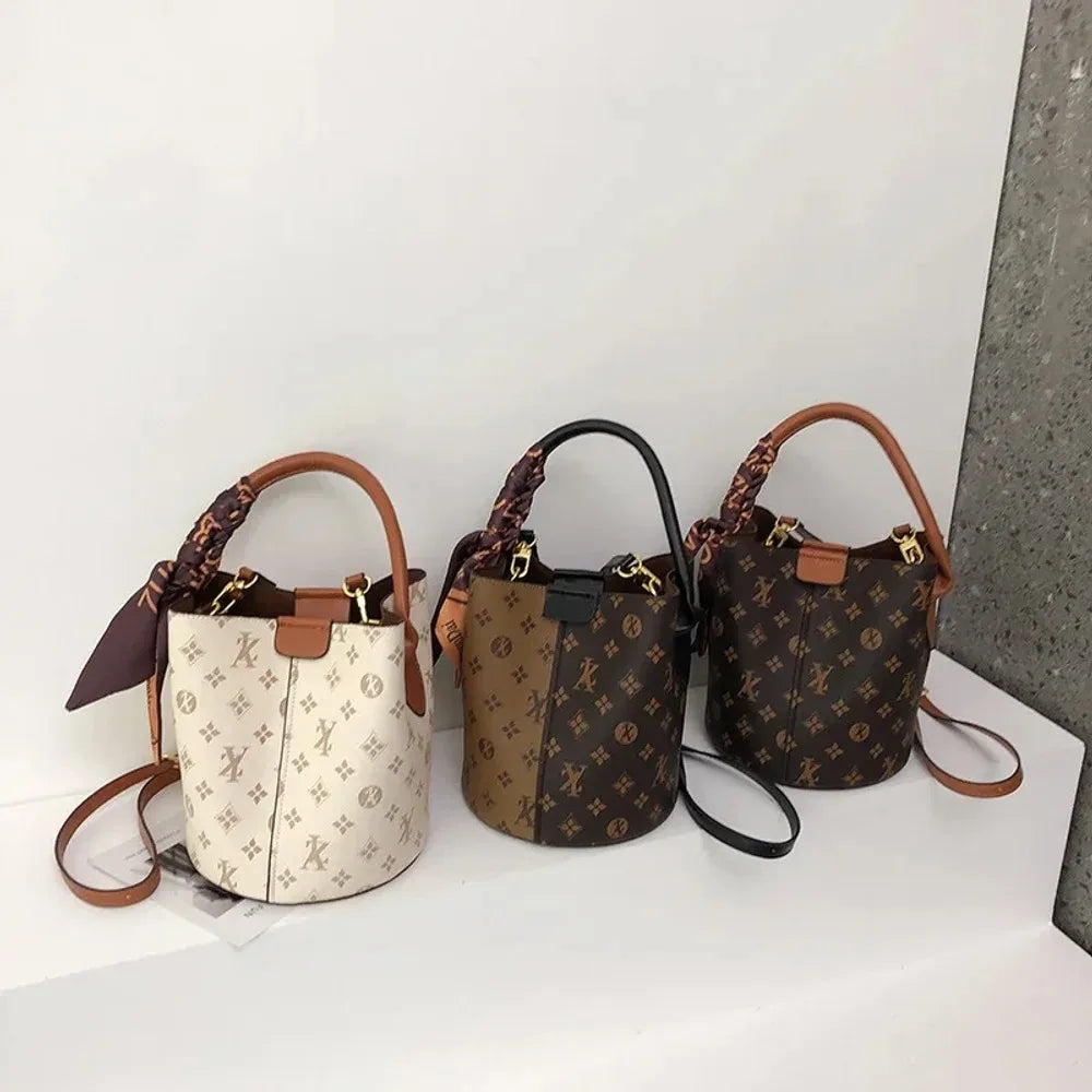 NEW Luxury Designer Women'S Shoulder Bag High-End Fashional Water Bucket Bag Crossbody Bags Unique Women Clutch Travel Tote Bag