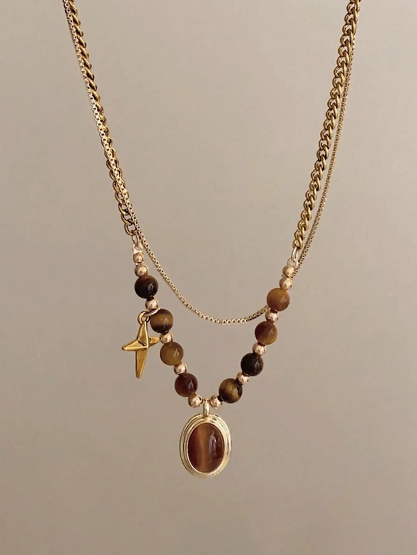 Vintage Multi-Layer Tiger Eye Stone Pendant Necklace for Women, Elegant Clavicle Chain Jewelry Set