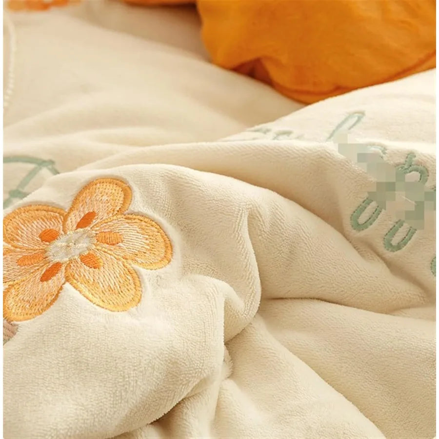 Winter Warm Four-Piece Velvet Bed Set Double Sided Quilt Cover Thick Sheet Pillowcase Linen for 1.5/1.8m Bed in Green and Orang