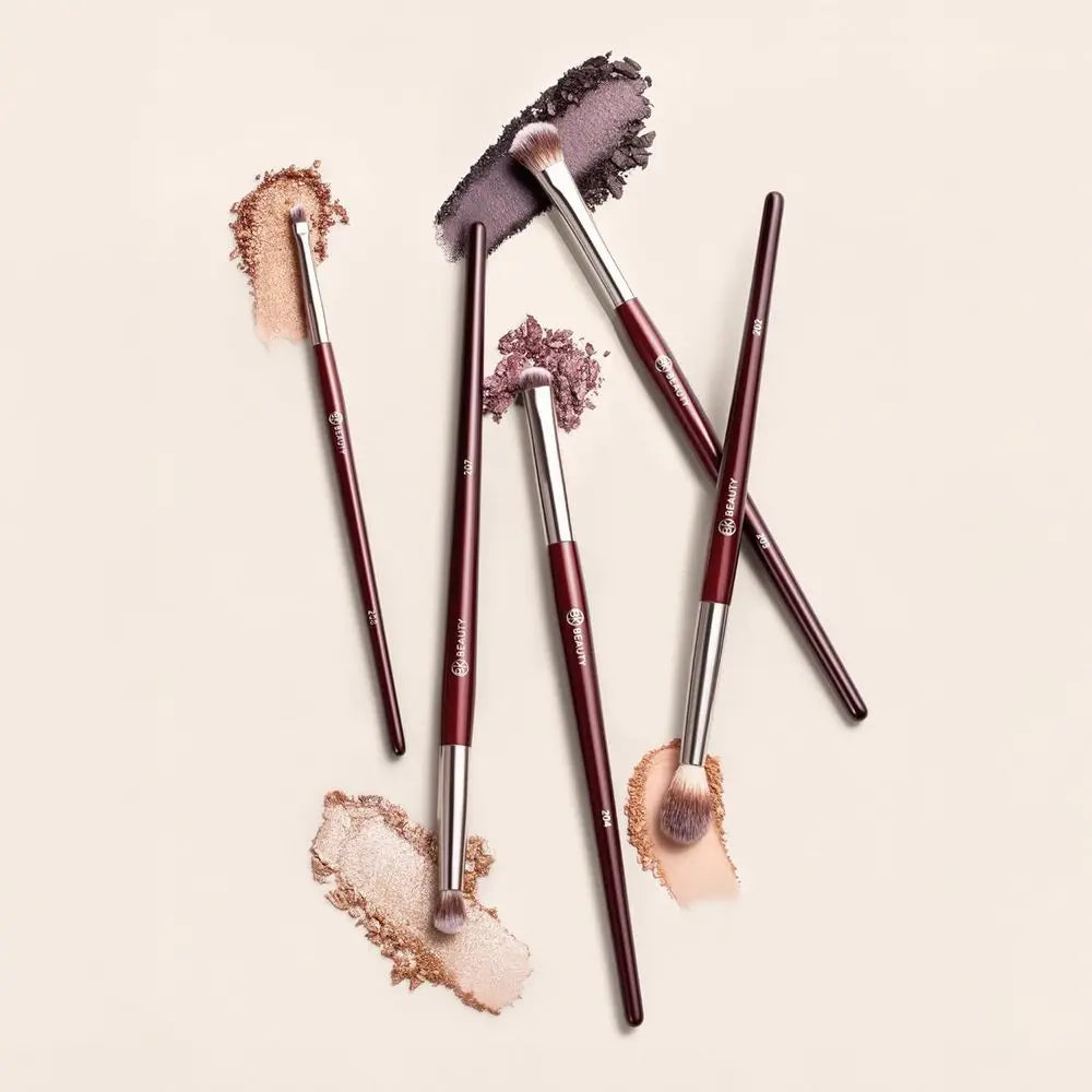 5-Piece Eye Makeup Brush Set: Blending, Smudging, and Lining Brushes for Precise Application