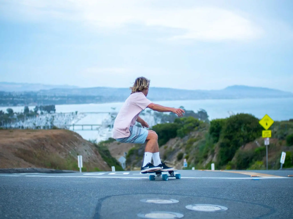 29"x10" Maple Surf Skateboard with Carving Truck, Fully Assembled for Smooth Cruising and Surf-Like Maneuvers