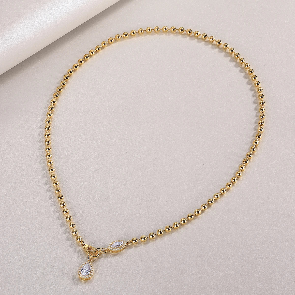 Water drop-shaped 6*9 moissanite pendant necklace, 925 sterling silver, suitable for men and women, suitable for banquets, parti