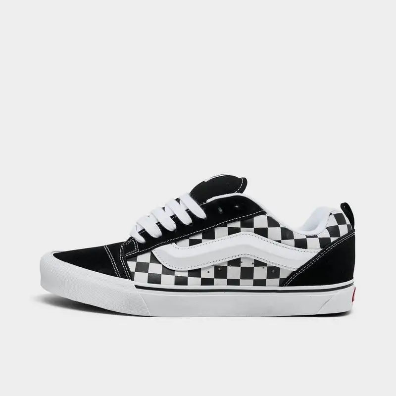 Vans Men's Classic Old Skool Skateboarding Sneakers Casual Sports Shoes for Everyday Wear and Active Lifestyle
