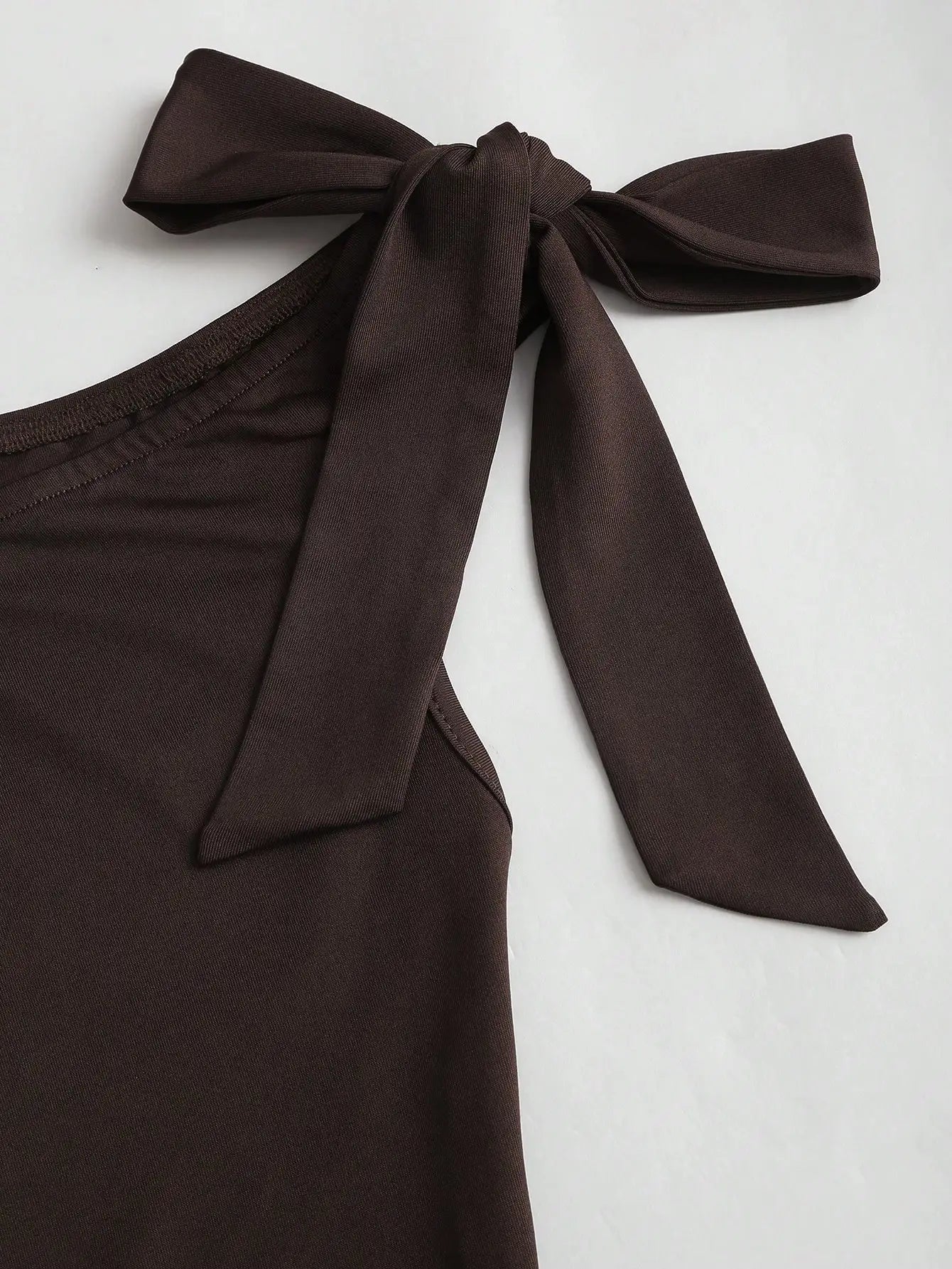 Women's One Shoulder Ruffle Mini Dress with Floral Brooch, Fitted Waist, Elegant Evening Wear