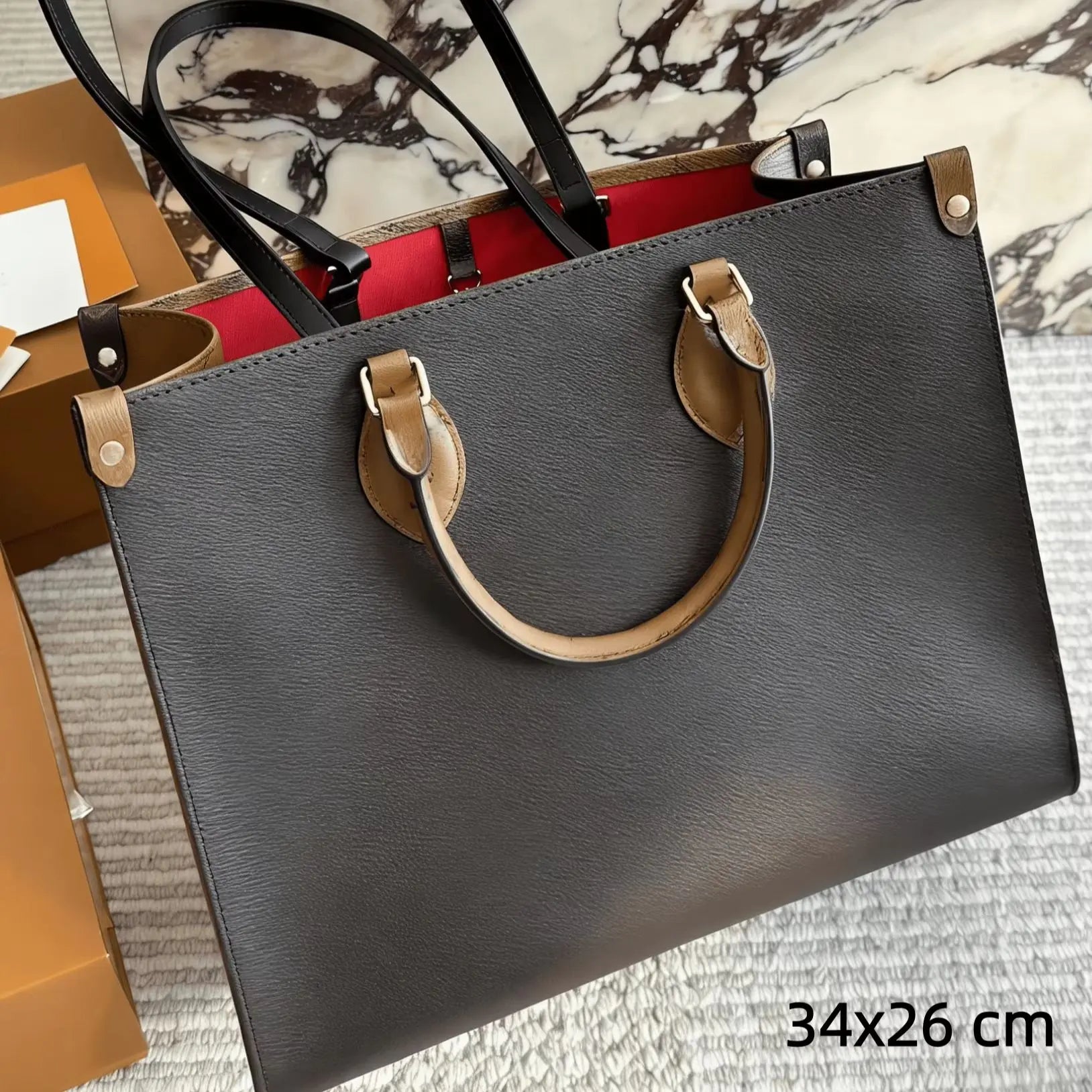 2025 New 34 × 26 Cm Bag For Women Fashionable Hidden Strap Design Can Be Carried On One Shoulder Hand Easy To Carry No Box