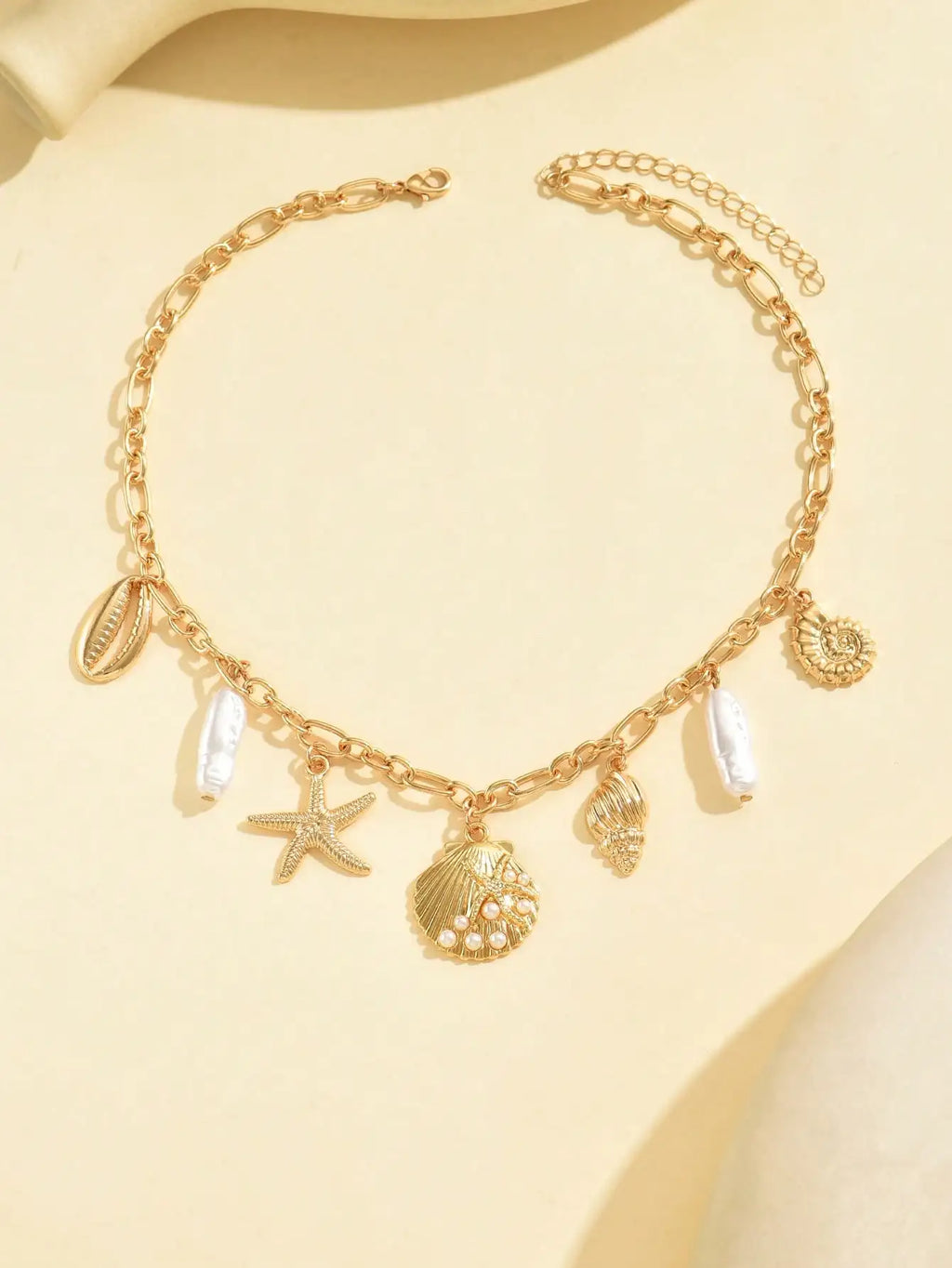 Gold Chain Necklace with Starfish, Shell & Faux Pearl Charms for Women Summer Vacation Jewelry