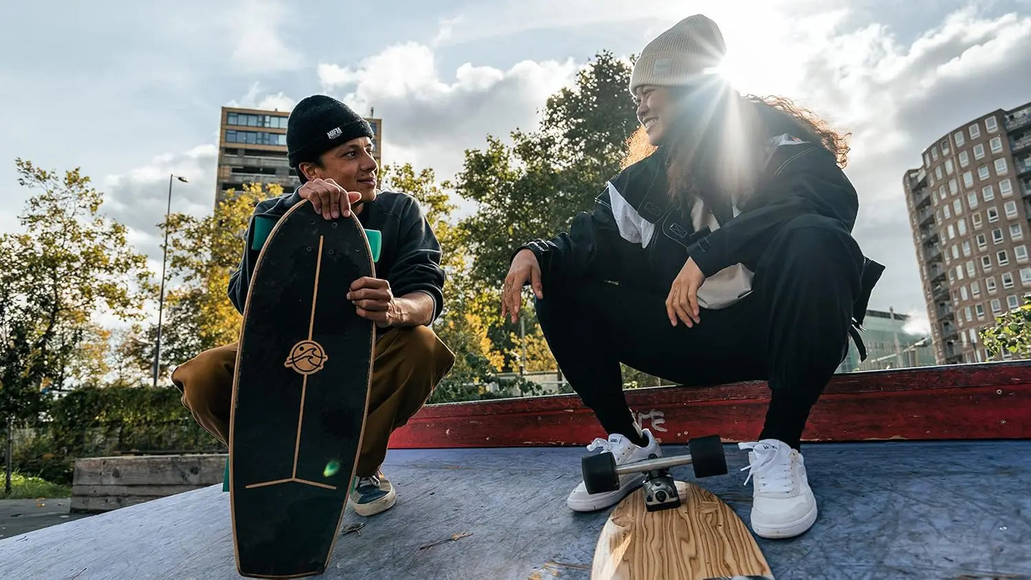 29"x10" Maple Surf Skateboard with Carving Truck, Fully Assembled for Smooth Cruising and Surf-Like Maneuvers