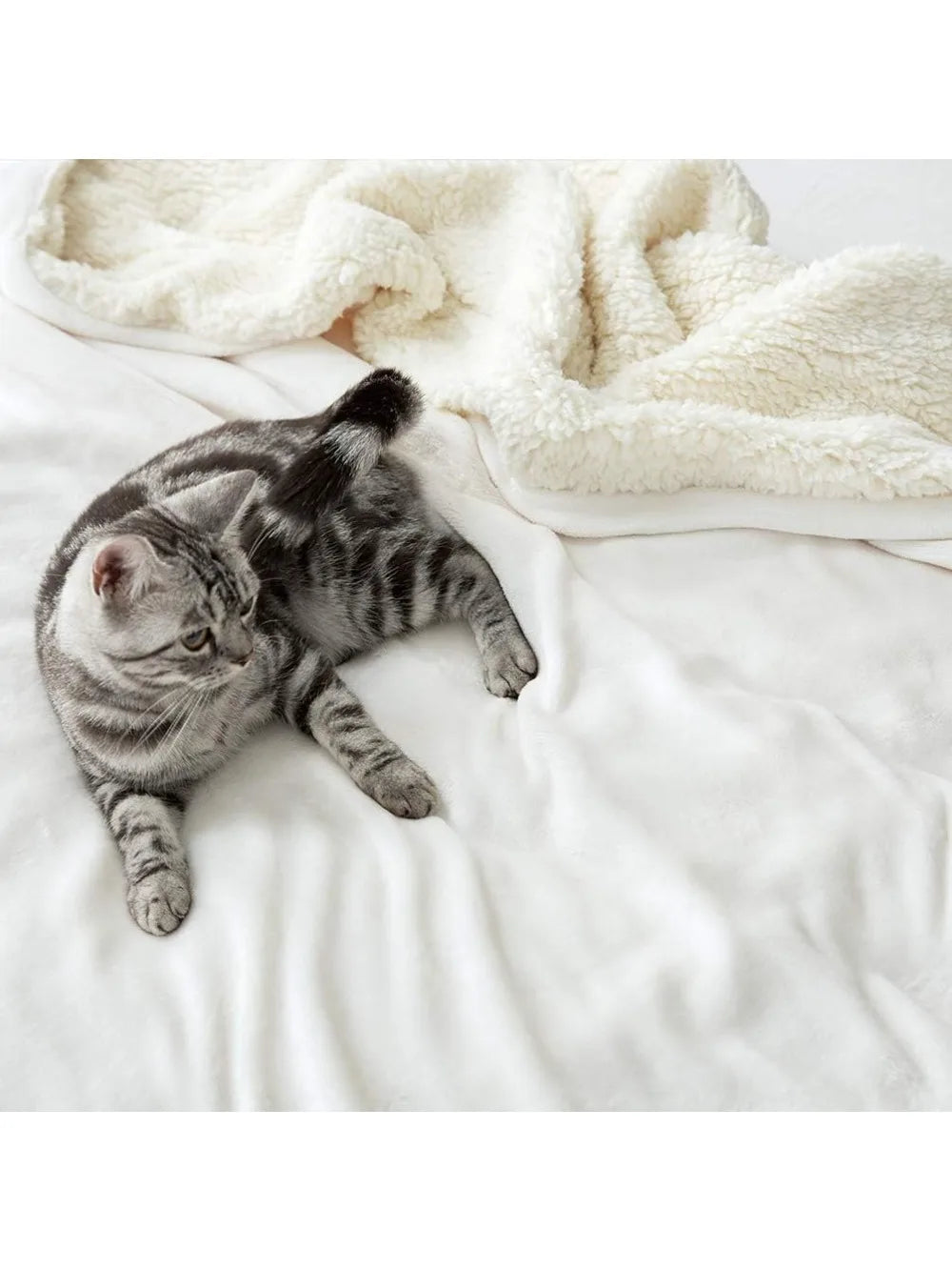 Queen Sherpa Fleece Blanket – Super Soft, Reversible Plush Throw for Bed or Couch